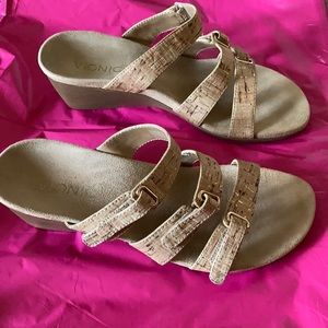 Vionic sandals gently used . Tan cork